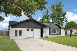 11411 Sagehurst Ln, Houston, TX 77089 - Photo 2