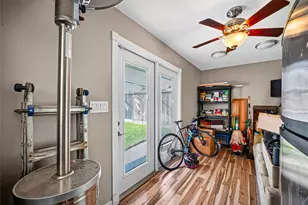 2406 Tannehill Dr, Houston, TX 77008 - Photo 24