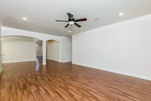 3111 County Rd 81, Rosharon, TX 77583 - Photo 22