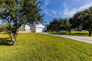 3111 County Rd 81, Rosharon, TX 77583 - Photo 4