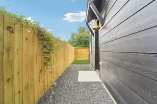 4504 Terry St, Houston, TX 77009 - Photo 40