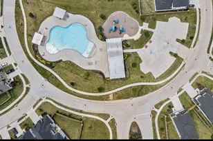1110 Pecan Tree Ln, Tomball, TX 77375 - Photo 18
