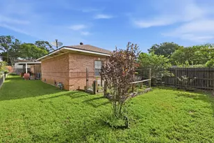 1002 Washington St, Brenham, TX 77833 - Photo 14