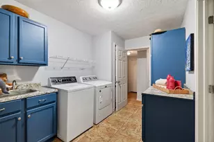1002 Washington St, Brenham, TX 77833 - Photo 8