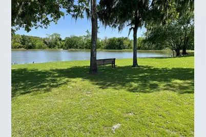 301 Winding Oak Lane S, League City, TX 77573 - Photo 40