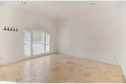 301 Winding Oak Lane S, League City, TX 77573 - Photo 12