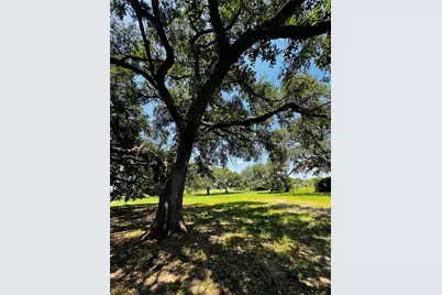 427 Knezek Road N, Flatonia, TX 78941 - Photo 1
