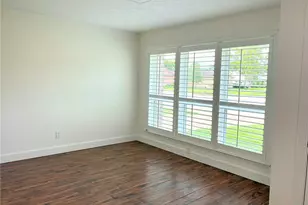 17034 Coachmaker Dr, Friendswood, TX 77546 - Photo 4