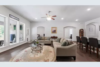 2073 Brookmont Drive, Conroe, TX 77301 - Photo 8