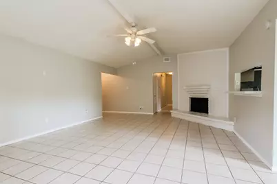 9819 Kiwi Lane, Conroe, TX 77385 - Photo 6