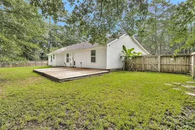 15677 Corinthian Way, Willis, TX 77318 - Photo 24