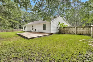 15677 Corinthian Way, Willis, TX 77318 - Photo 24