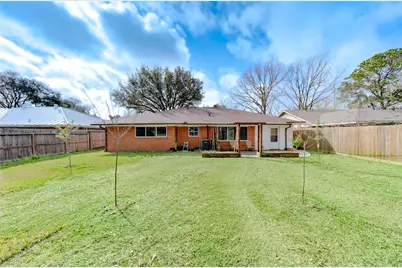 6026 Clarewood Drive, Houston, TX 77081 - Photo 30