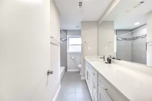 6026 Clarewood Dr, Houston, TX 77081 - Photo 16