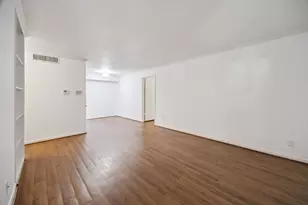 845 Augusta Dr, Houston, TX 77057 - Photo 2