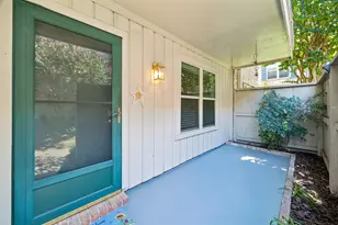 845 Augusta Dr, Houston, TX 77057 - Photo 4