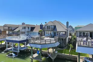 3912 Bridge Harbor Dr, Galveston, TX 77554 - Photo 32