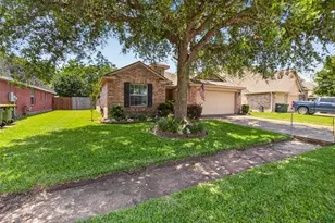 3614 Mahogany Trail, Pearland, TX 77584 - Photo 4