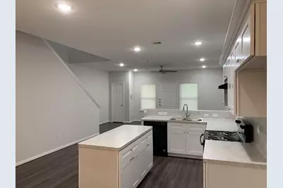 8153 Homewood Lane, Houston, TX 77028 - Photo 2