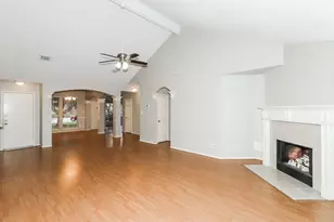 607 Loggers Chase Ct, Spring, TX 77386 - Photo 4