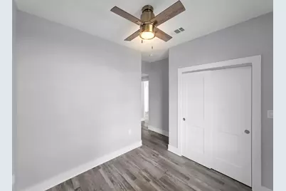186 Ocean View Drive, Crystal Beach, TX 77650 - Photo 12