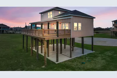 186 Ocean View Drive, Crystal Beach, TX 77650 - Photo 1