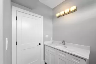 186 Ocean View Dr, Crystal Beach, TX 77650 - Photo 8