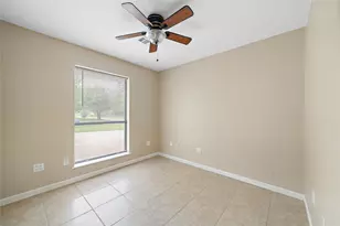 4915 Kentington Dr, Alvin, TX 77511 - Photo 6