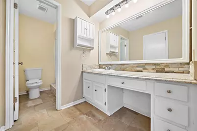 4915 Kentington Drive, Alvin, TX 77511 - Photo 10