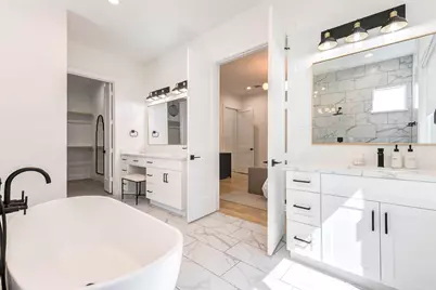 1922 Hoskins Drive, Houston, TX 77080 - Photo 18