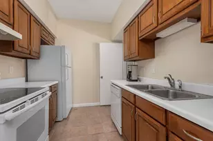 2400 N Braeswood Blvd, Houston, TX 77030 - Photo 4