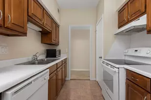 2400 N Braeswood Blvd, Houston, TX 77030 - Photo 6
