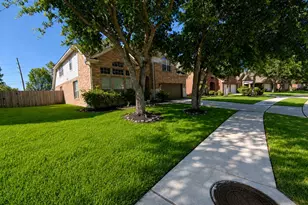 20603 Garden Ridge Canyon, Richmond, TX 77407 - Photo 4