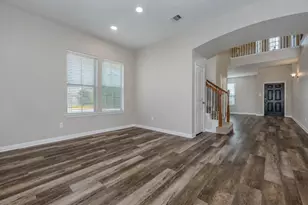 30218 Creekside Dr, Brookshire, TX 77423 - Photo 6