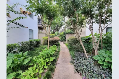 10047 Westpark Drive #21, Houston, TX 77042 - Photo 2