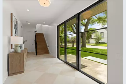 309 Avenue Of Oaks Street, Houston, TX 77009 - Photo 2