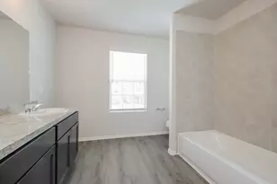 313 Fallow Deer Dr, Huntsville, TX 77320 - Photo 6