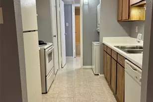 10203 Forum Park Dr, Houston, TX 77036 - Photo 4