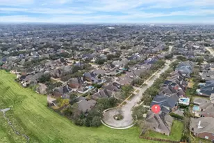 7935 Woodcrest Ct, Sugar Land, TX 77479 - Photo 34