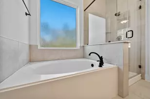 676 Crested Duck Ct, Willis, TX 77318 - Photo 12