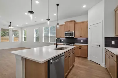 676 Crested Duck Court, Willis, TX 77318 - Photo 4