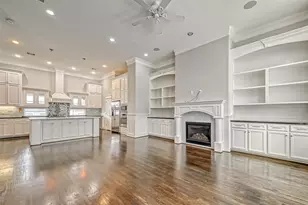 2113 Bidwell Dr, Houston, TX 77018 - Photo 1