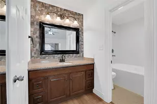 8802 Tanager St, Houston, TX 77036 - Photo 24