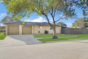 8802 Tanager St, Houston, TX 77036 - Photo 4