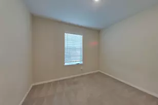 821 Painted Bison Dr, La Marque, TX 77568 - Photo 10