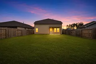 21154 Vercelli St, New Caney, TX 77357 - Photo 26