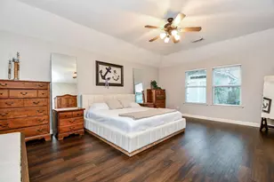 2034 Creek Shore Ln, Pearland, TX 77581 - Photo 18