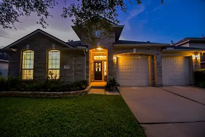 2034 Creek Shore Lane, Pearland, TX 77581 - Photo 2