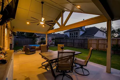 2034 Creek Shore Lane, Pearland, TX 77581 - Photo 32