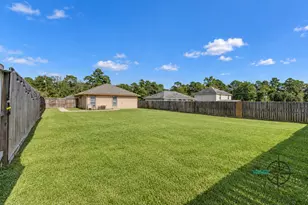 8825 E Buffalo Cir, Willis, TX 77378 - Photo 22